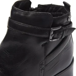 Almafi Black Leather Ankle Boots<Carl Scarpa Outlet