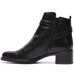 Almafi Black Leather Ankle Boots<Carl Scarpa Outlet