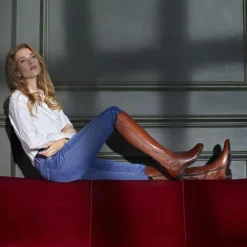 Emma Tan Leather Knee-High Boots<Carl Scarpa New