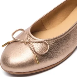 Hosanna Champagne Ballet Flats<Carl Scarpa New