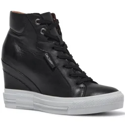Tabita Black Leather Trainers<Carl Scarpa New