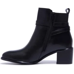 Trimona Black Leather Ankle Boots<Carl Scarpa